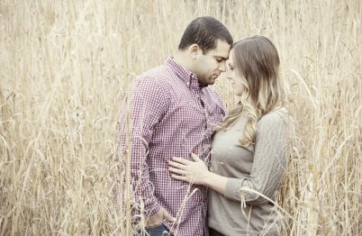 CONNECTICUT ENGAGEMENT PHOTOGRAPHY BY LEAH MARTIN