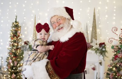 SANTA PHOTO PHOTOGRPAHY BY LEAH MARTIN