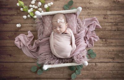 NEWBORN PHOTOGRAPHY by LEAH MARTIN
